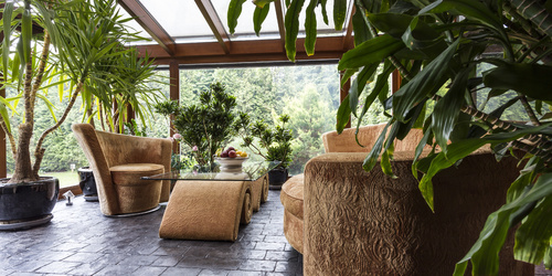 Giardino d'inverno sotto una tenda da sole Veranda