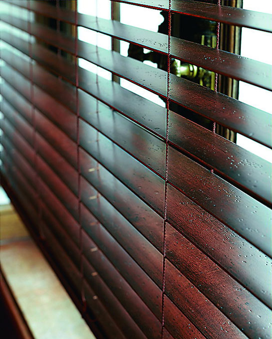 Caratteristiche Wooden blinds 50mm, rope ladder